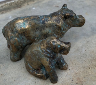 Hippopotames - Modelage , céramiques et bronzes